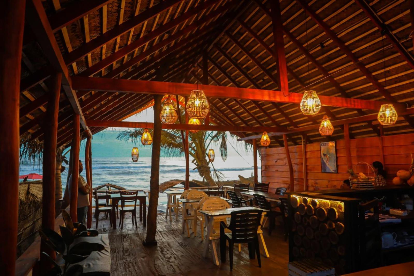 Ocean Breeze Villa Matara Kültér fotó